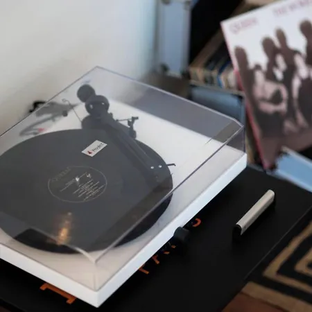 Queen * Ζαντάρ